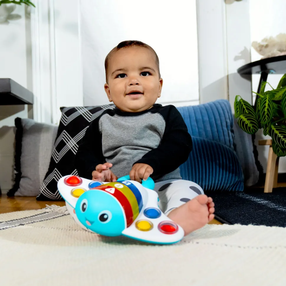 Baby Einstein Pop & Explore Stingray Popper Fashion