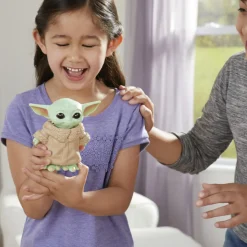 Hasbro Gaming Bop It! Disney Star Wars The Mandalorian The Child Edition Sale