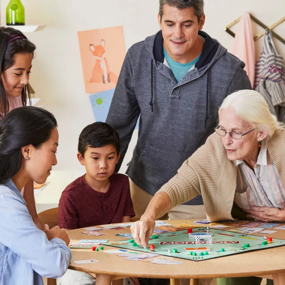 Monopoly Classic Board Game Fashion